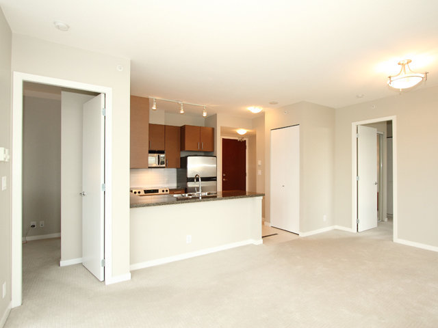 # 1204 2355 MADISON AV, Burnaby - V870166