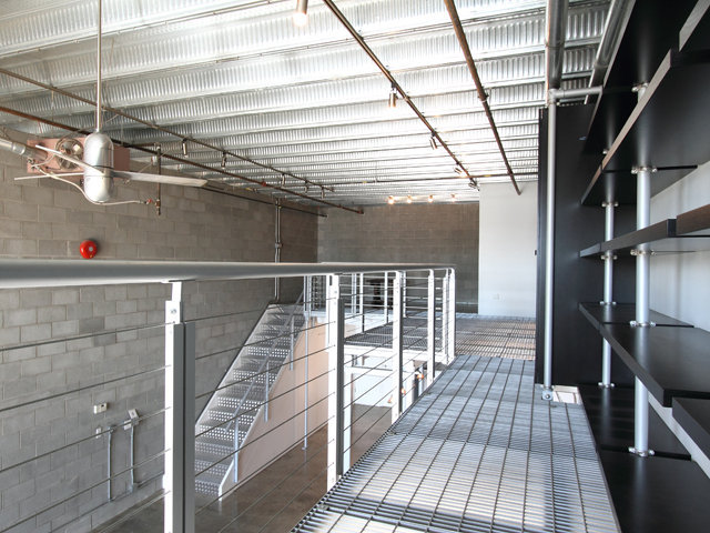 # 217 1220 E PENDER ST, Vancouver - V880396