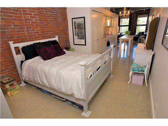 # 304 53 W HASTINGS ST, Vancouver - V846312