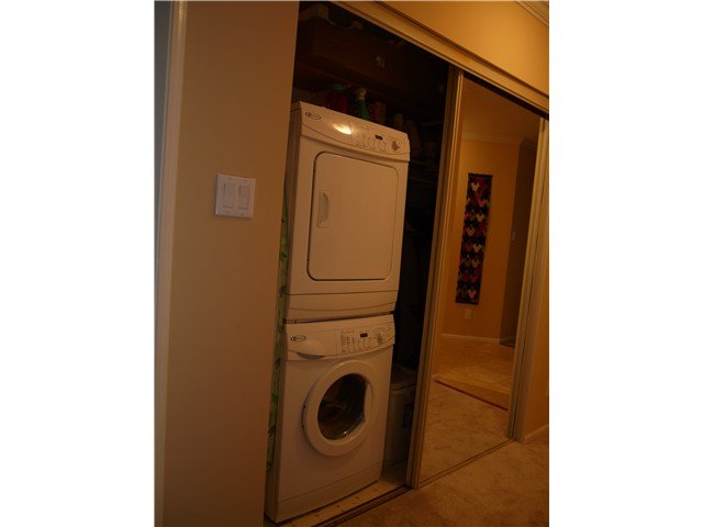 # 302 2287 W 3RD AV, Vancouver - V848339