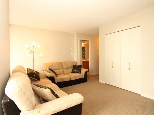 # 1009 1212 HOWE ST, Vancouver - V855095