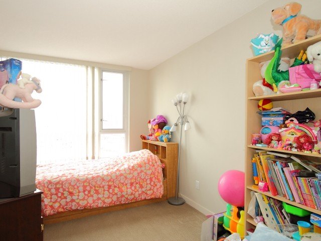 # 1009 1212 HOWE ST, Vancouver - V855095