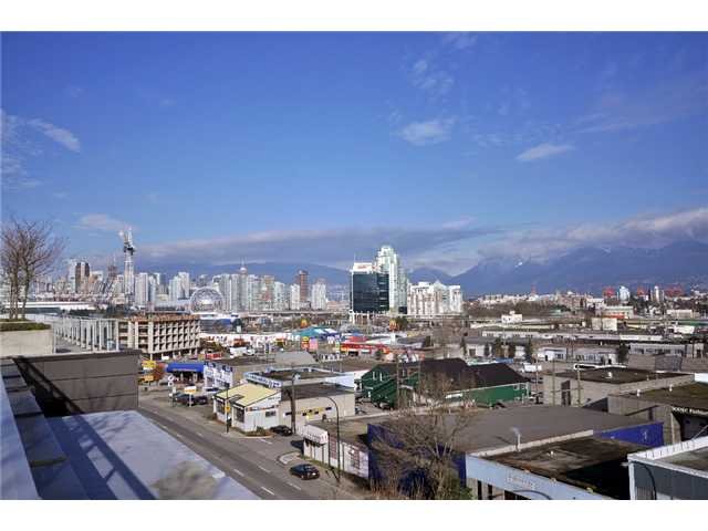 # 605 256 E 2ND AV, Vancouver - V879984