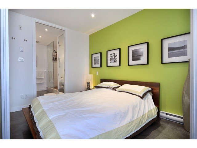 # 605 256 E 2ND AV, Vancouver - V879984