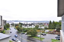 # PH2 1288 CHESTERFIELD AV, North Vancouver - V882185