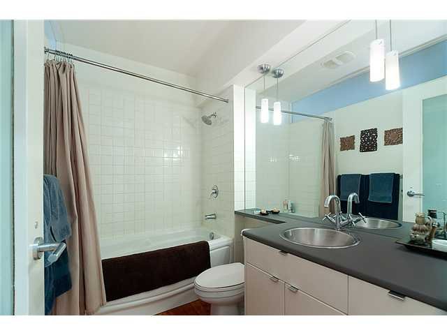 # 203 310 WATER ST, Vancouver - V883858