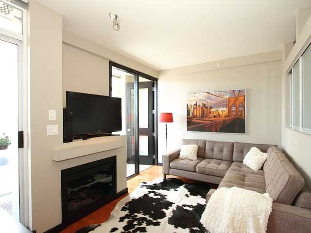 # 304 2055 YUKON ST, Vancouver - V884029