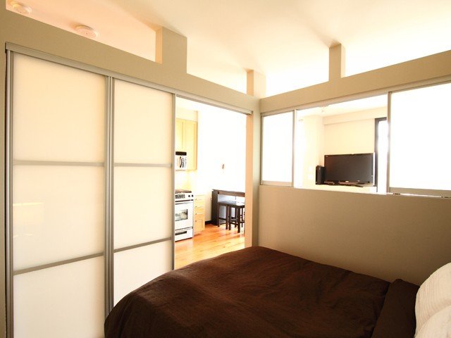 # 304 2055 YUKON ST, Vancouver - V884029