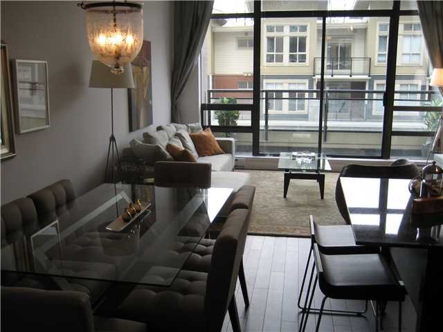 # 215 121 BREW ST, Port Moody - V890142