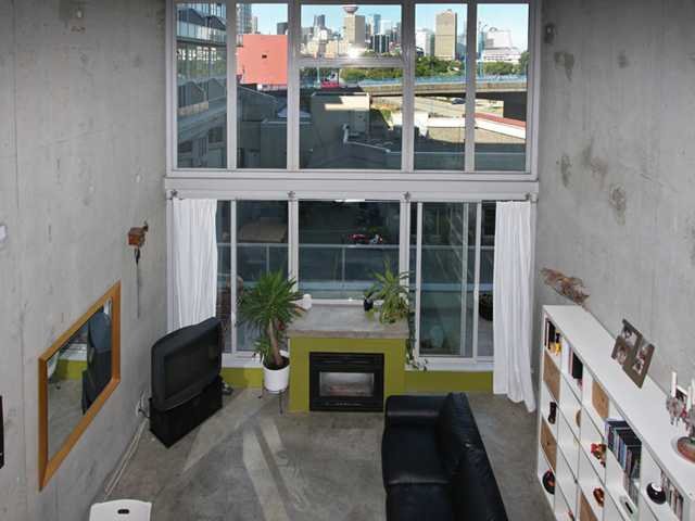# 218 289 ALEXANDER ST, Vancouver - V906058