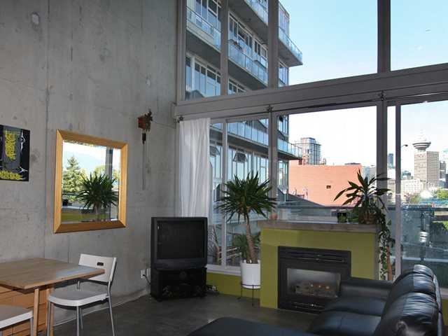 # 218 289 ALEXANDER ST, Vancouver - V906058