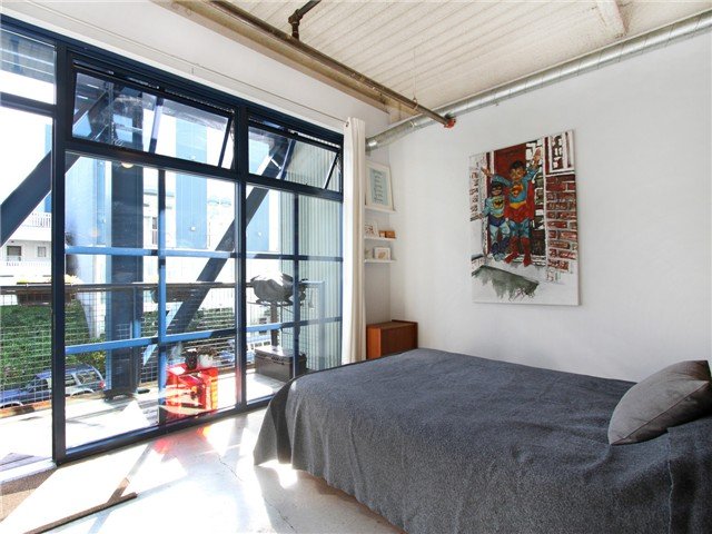 # 207 237 E 4TH AV, Vancouver - V911719