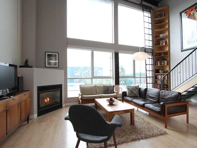 # 302 234 E 5TH AV, Vancouver - V913892