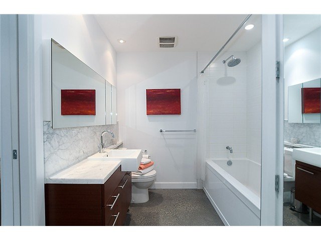 # 424 256 E 2ND AV, Vancouver - V935123