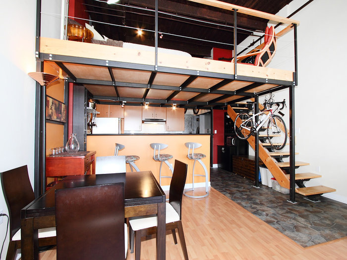 # 306 338 W 8TH AV, Vancouver - V1002828