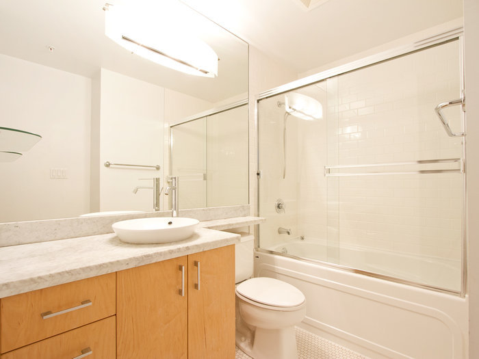 # 407 1050 SMITHE ST, Vancouver - V995814