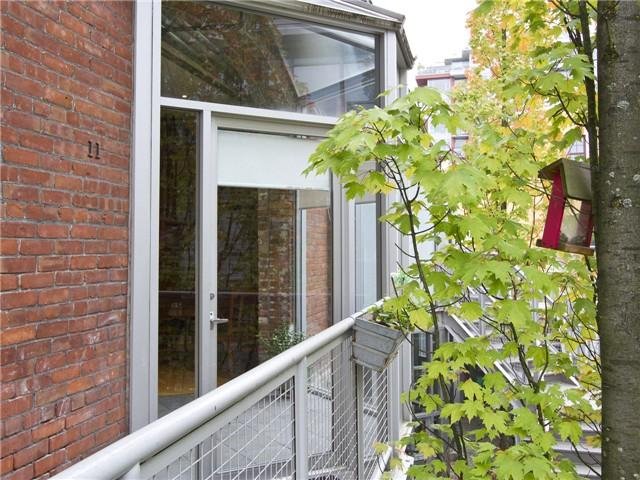 # 11 280 E 6TH AV, Vancouver - V1032316