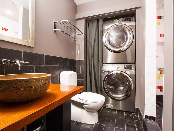 # 301 1220 E PENDER ST, Vancouver - V1073442