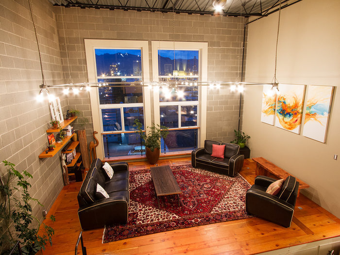 # 301 1220 E PENDER ST, Vancouver - V1073442