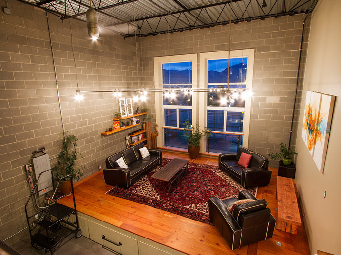 # 301 1220 E PENDER ST, Vancouver - V1073442