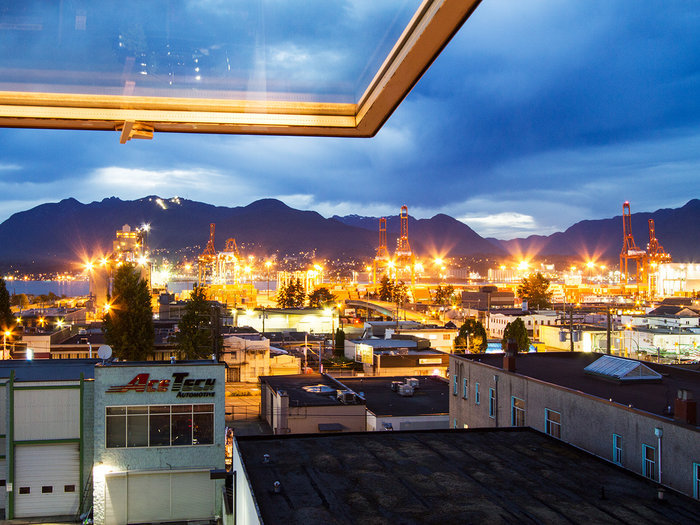 # 301 1220 E PENDER ST, Vancouver - V1073442