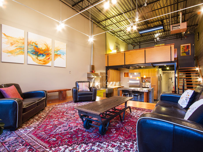 # 301 1220 E PENDER ST, Vancouver - V1073442