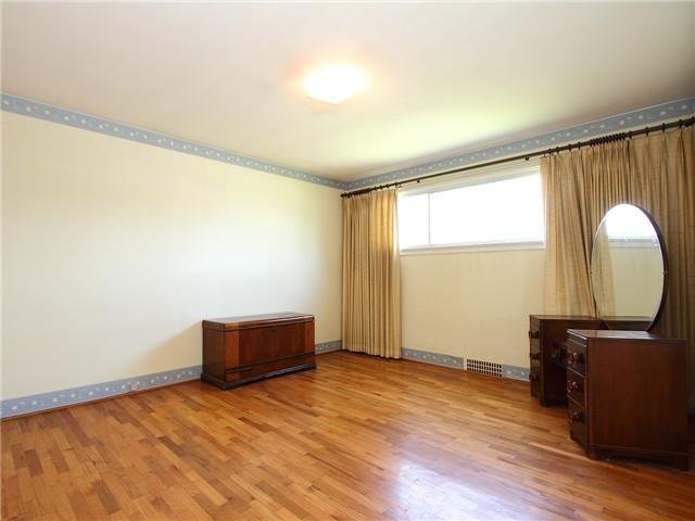4520 PARKER ST, Burnaby - V951546