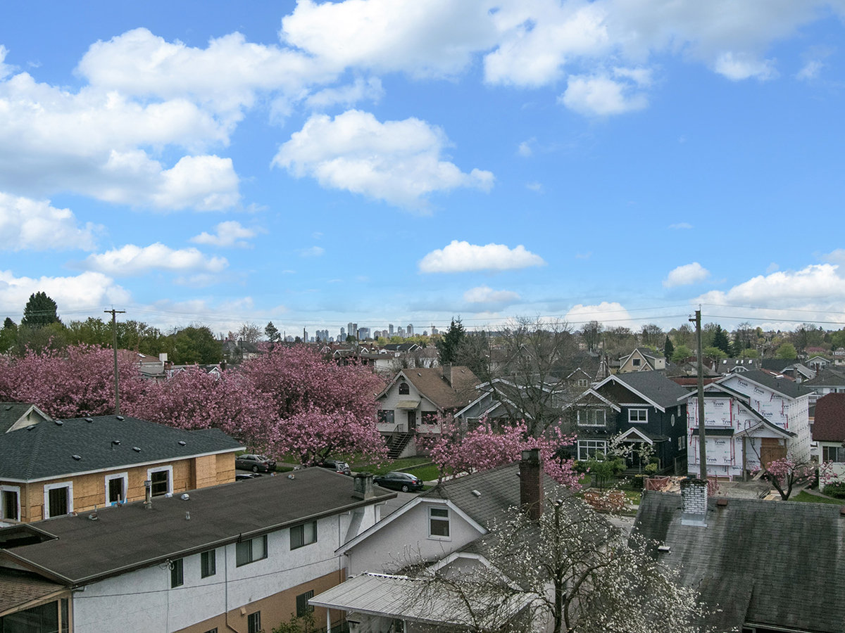 324 2556 E HASTINGS STREET, Vancouver - R2163489