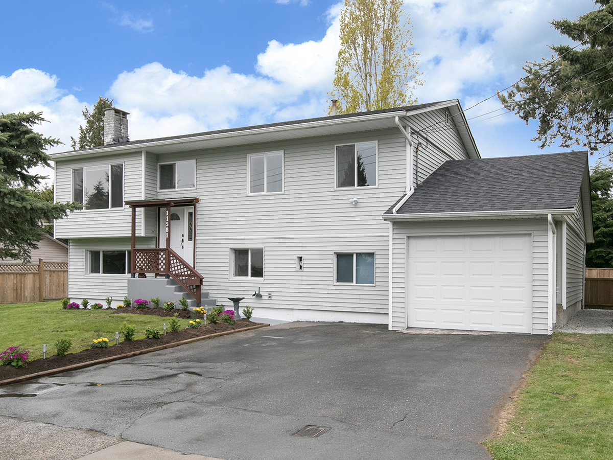 11581 84B AVENUE, Delta - R2173180