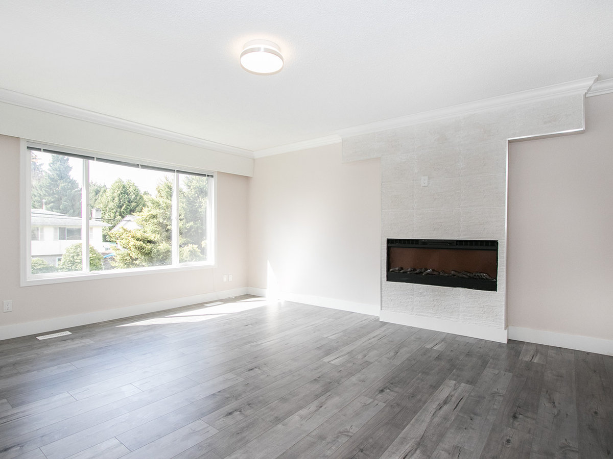 11581 84B AVENUE, Delta - R2173180