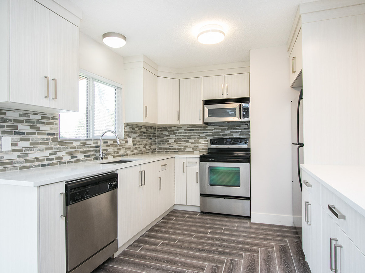 11581 84B AVENUE, Delta - R2173180