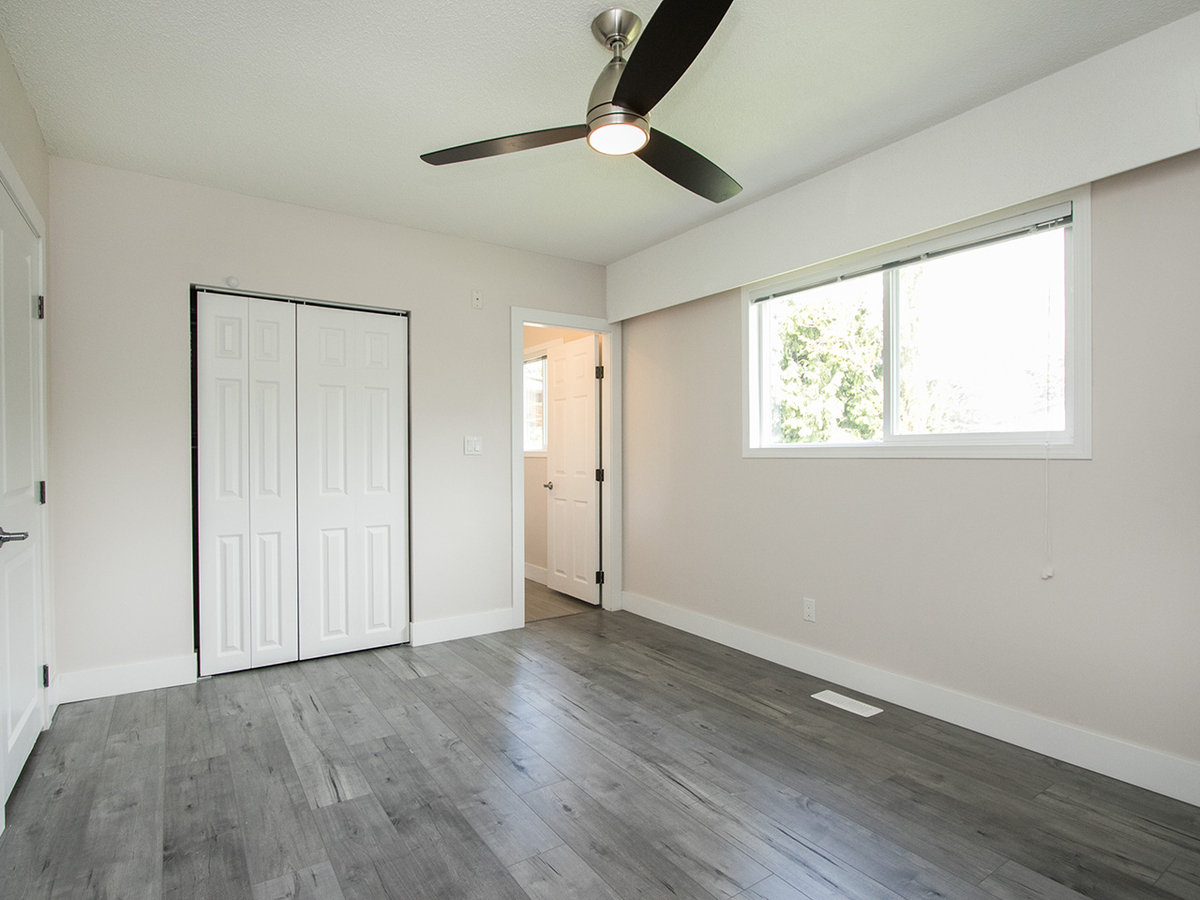 11581 84B AVENUE, Delta - R2173180