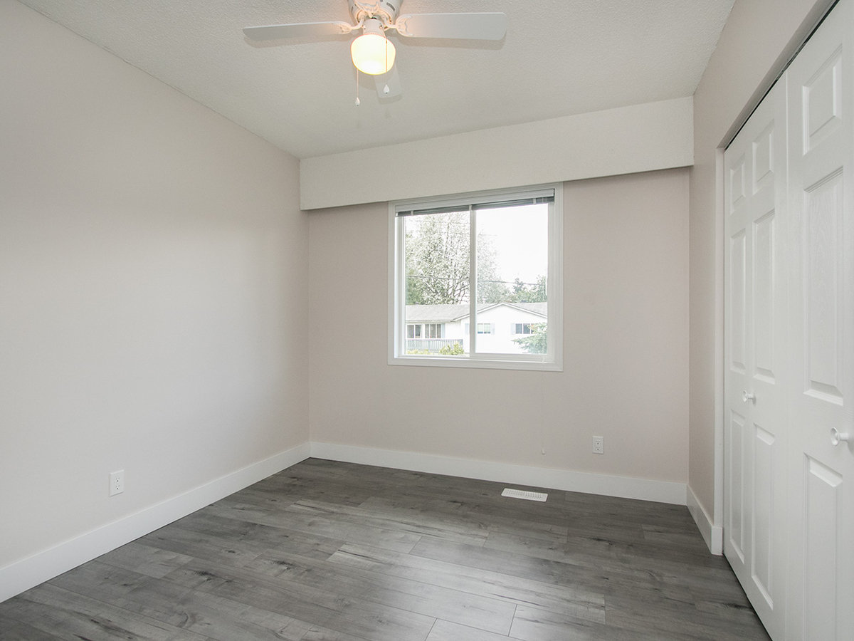 11581 84B AVENUE, Delta - R2173180