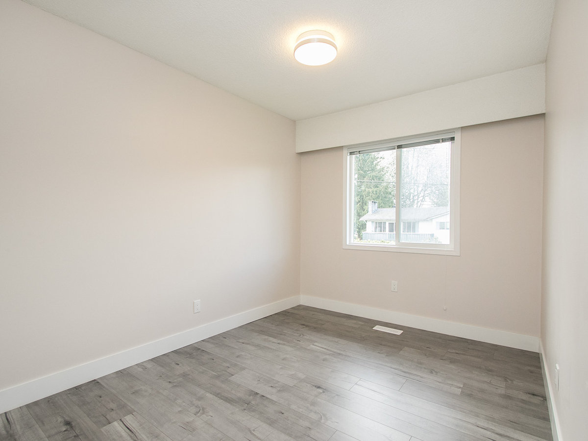 11581 84B AVENUE, Delta - R2173180