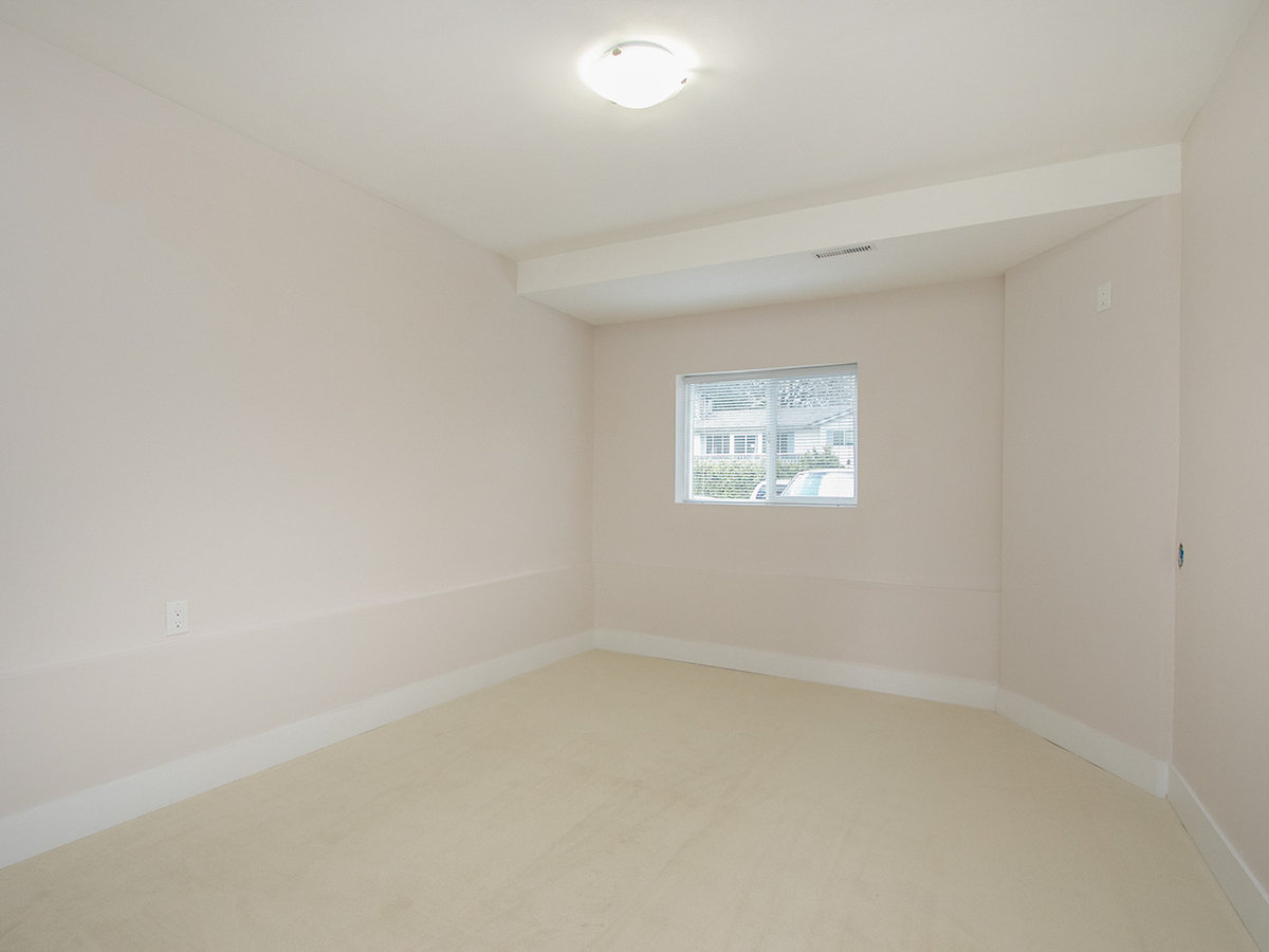 11581 84B AVENUE, Delta - R2173180