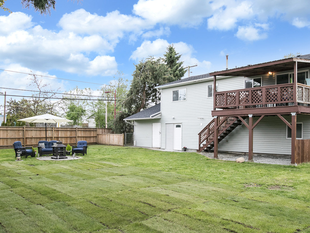 11581 84B AVENUE, Delta - R2173180