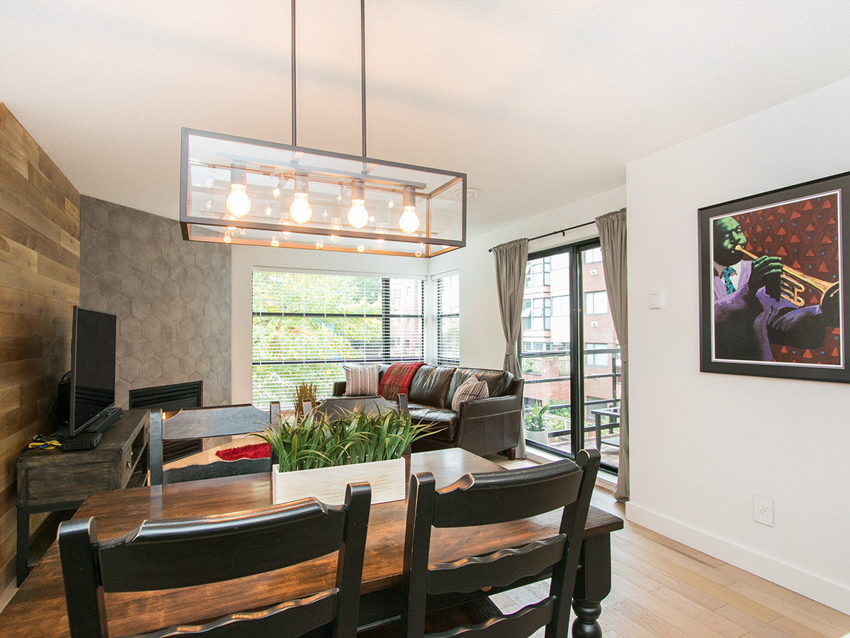 404 124 W 3RD STREET, North Vancouver - R2212704