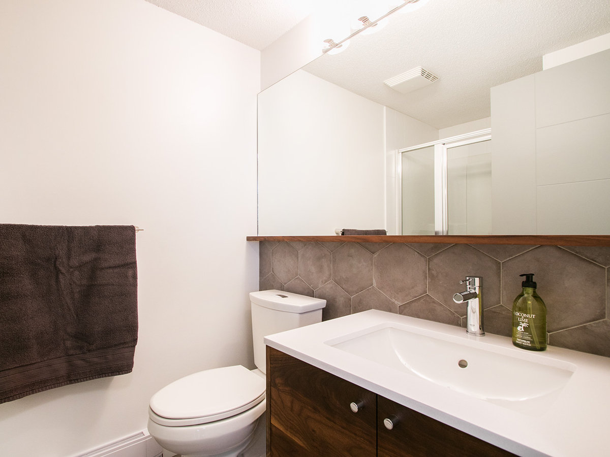 404 124 W 3RD STREET, North Vancouver - R2212704