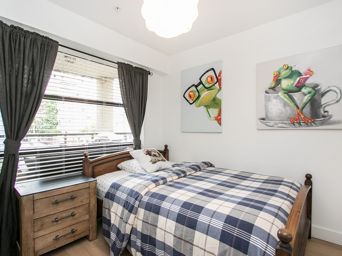 404 124 W 3RD STREET, North Vancouver - R2212704