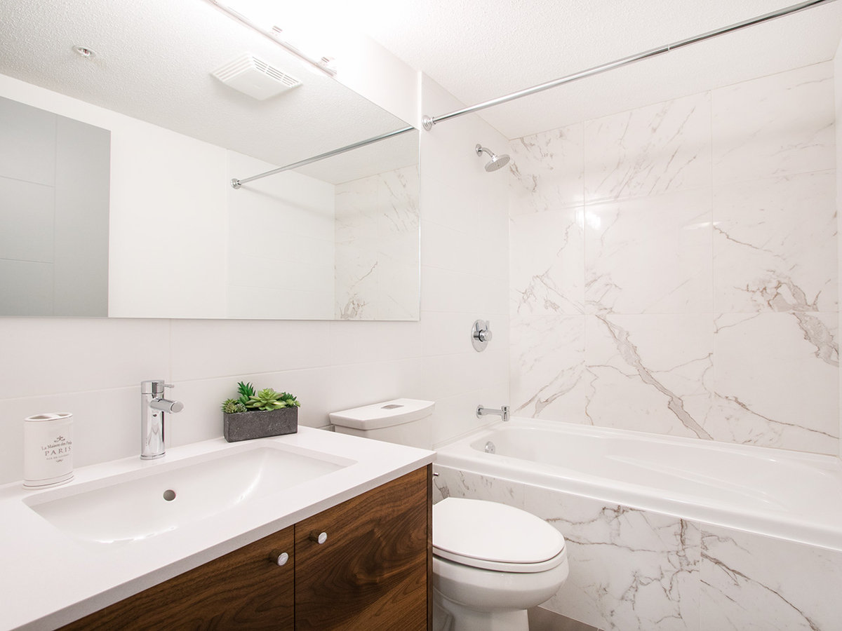 404 124 W 3RD STREET, North Vancouver - R2212704