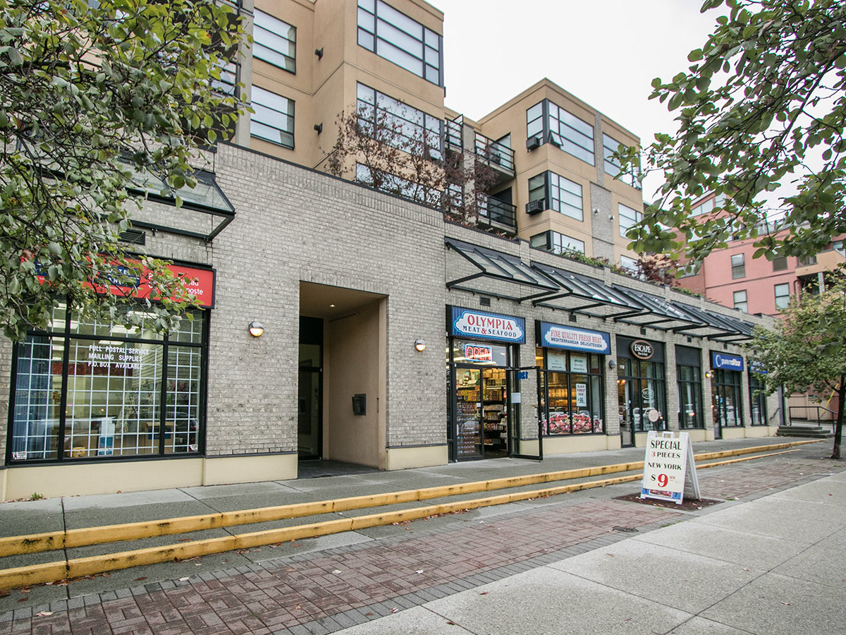 404 124 W 3RD STREET, North Vancouver - R2212704